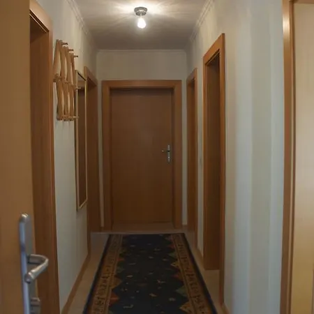 شقة Appartementhaus Alpina فلاتاش