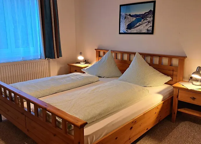 Apartment Appartementhaus Alpina Flattach